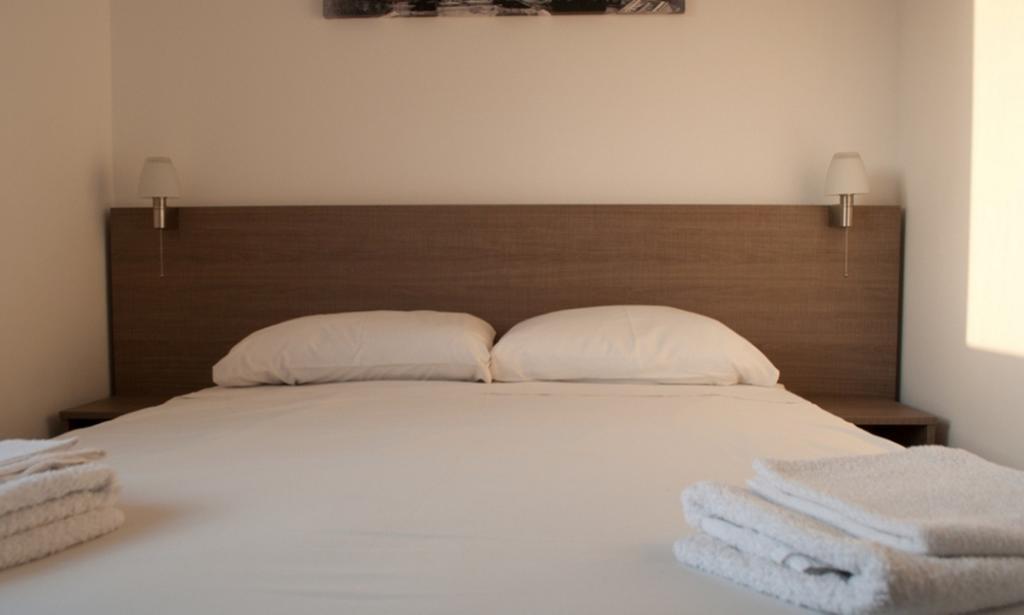 St. George Rent Rooms Larnaca Exterior foto